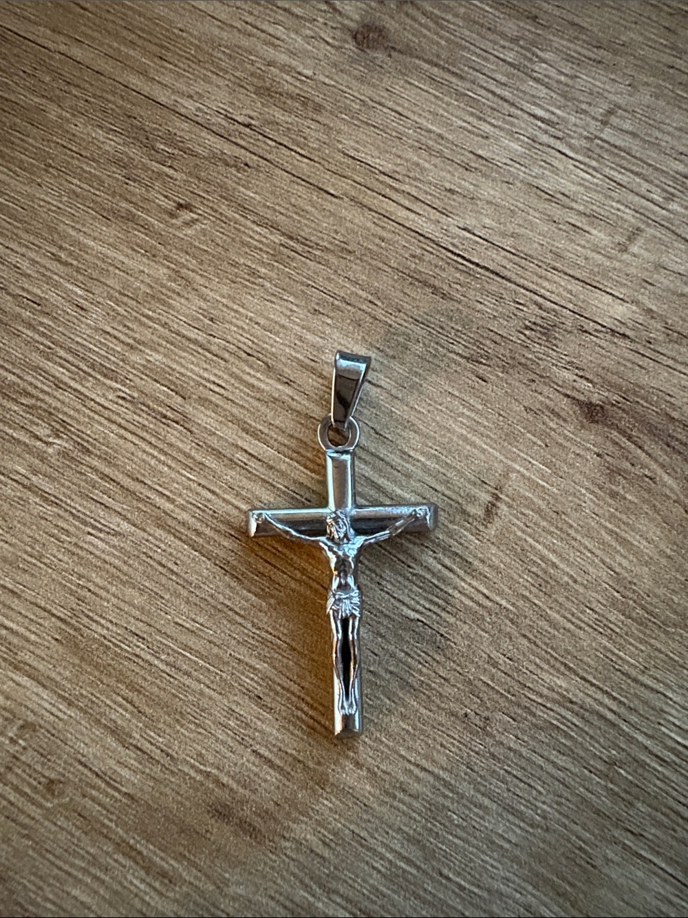 Silver Crucifix Pendant